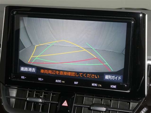バックガイドモニターで、後方を確認しながら安心して駐車することができます。運転初心者も熟練者も必須の機能ですよ！