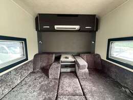 家庭用エアコン　レノジー300AHリチウム　1500Wインバーター　電子レンジ　FFヒーター　冷蔵庫　ソーラーパネル　ピボットクルーズコントロール　メモリーナビ　バックカメラ　ETC ドラレコ　リヤTV  スマートキー