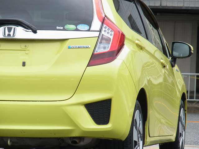 サミットへは、京都市内方向からは五条通より国道1号線を東へ、京都東IC、大津方面からは国道1号線を京都市内方面へ、1号線と外環状線の交差点「東野」を南方向へ。　その後名神高速をくぐってすぐ左側です。