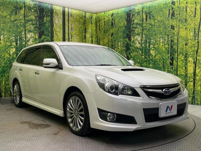 大好評のボディコーティング「弾スプラッシュコート」もご納車までに施工可能。通常のガラスコートと異なる、耐久年数6年の無機質ガラスコーティングが、ボディをキレイな状態に保ってくれます。