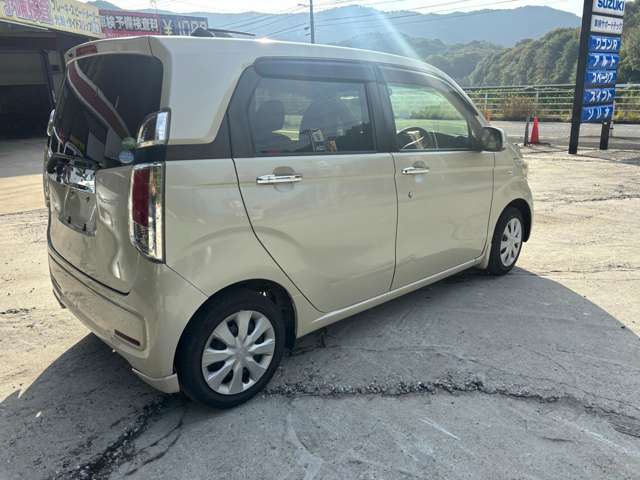 ■整備工場も併設しており、専門のサービススタッフがお客様のカーライフをしっかりとサポートさせていただきます。