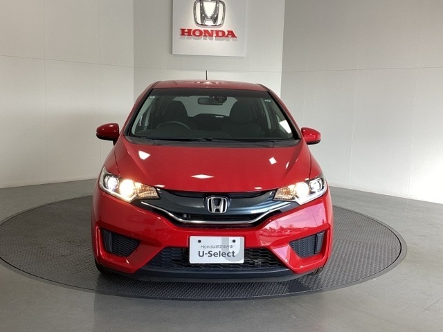 【Honda認定中古車 U-Select】　エンジン、オーディオやカーナビ(社外品は除く）に至るまで保証をお付け致します。全国のホンダディーラーで保証と整備が受けられます。