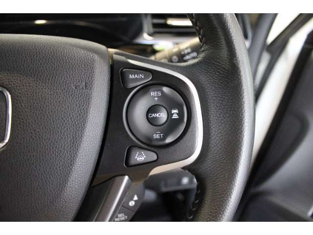 【ホンダセンシング】ミリ波レーダーと単眼カメラで検知した情報をもとに、安心・快適な運転や事故回避を支援する、先進の安全運転支援システムがついてます♪