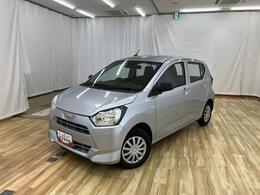 プロによるカーウォーッシュ実施済みです。