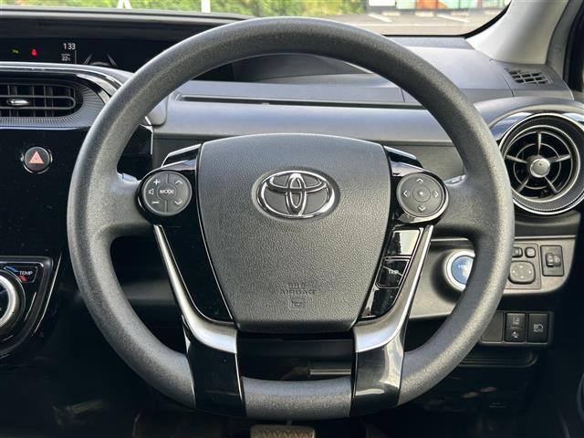 【ハンドル】『ハンドル/ステアリング』の画像になります。写真の内容に関してご不明点、ご質問等がございましたらお気軽にガリバー店舗までお問い合わせください。