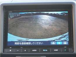 ◆バックカメラ◆リバースにするだけで映ります、後方の安全確認や、狭い駐車場での車庫入れ、雨の日や夜間など視界の悪い時に便利です！安全にバックする為には欠かせない装備です。