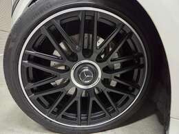 新品S63Eナイトパッケージ仕様21インチAW！新品ロワリングキット！低ダストパッドなどお気軽にご相談ください！