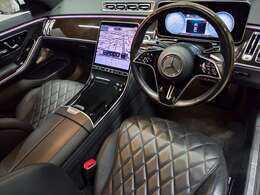 レザーエクスクルーシブ！ARヘッドアップディスプレイ3Dコックピット！純正ドライブレコーダ！リアエンターシステム！リアコンフォート！ブルメスター！レーザー対応ユピテルレーダ