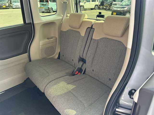 ☆★☆★保証継承致しますので、メーカー新車保証が付きます。初度登録から5年または100,000キロ保証。別途費用頂きます☆★☆★