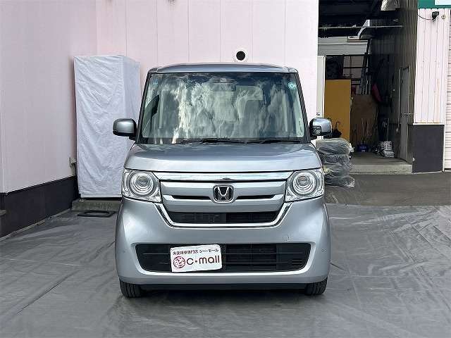 ☆★☆★当社は自社指定整備工場も完備しており、納車前整備や一般車検・点検など、お客様が安心して長くお使い頂ける様にメンテナンス面に対して細かく整備しております。ご納車もご安心下さい☆★☆★