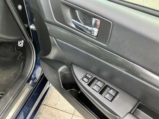 【ダイレクト販売】当店のお車はお客様より直接買取りさせていただいたお車です！修理・板金の履歴や使用状況までもご案内可能です！！また中間コストをカットして直接店舗販売致しますのでとってもお得！！！