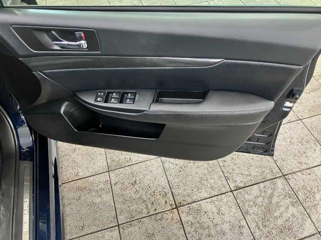 【ダイレクト販売】当店のお車はお客様より直接買取りさせていただいたお車です！修理・板金の履歴や使用状況までもご案内可能です！！また中間コストをカットして直接店舗販売致しますのでとってもお得！！！