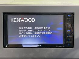 【ナビゲーション】目的地までしっかり案内してくれる使いやすいナビ。Bluetooth接続すればお持ちのスマホやMP3プレイヤーの音楽を再生可能！毎日の運転がさらに楽しくなります！！