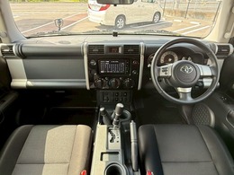 【整備工場完備】ご安心してお乗り頂くため環境を整えております。お車の定期メンテナンスの他、車検やタイヤ交換などもお任せください！