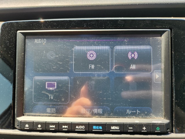 TV付きの車となっております。送迎時の待ち時間などとてもお役に立ちます。