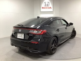【Honda認定中古車 U-Select】　は3つの安心をお約束します。　1　Hondaのプロが整備した安心。 2　第三者機関がチェックした安心。　3　購入後もHondaが保証する安心。
