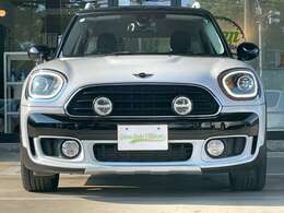 店頭車両の総支払額には、「ベーシックメンテナンス」の料金が含まれております！車検相当の点検整備＋装備品作動点検や、エンジンオイル、冷却水等の交換が該当致します。詳細はお気軽にお問い合わせください！