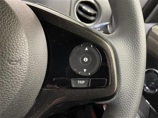 【運転席操作部】快適なドライブを楽しむための機能が装備されています！運転席から触れるので、使いやすいです！除菌プランいれていただくと、さらに清潔で安心していただけます！