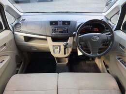 運転しやすいインパネ周りです。見やすいレイアウトで快適なドライブをサポート☆