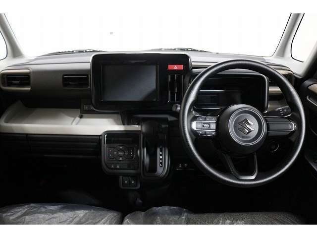 万が一に備えての代車も完備！代車にもナビやETC、バックカメラを装着！！さらに、無料貸し出し！