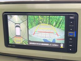 【パノラマモニター】専用のカメラにより、上から見下ろしたような視点で360度クルマの周囲を確認することができます☆死角部分も確認しやすく、狭い場所での切り返しや駐車もスムーズに行えます。