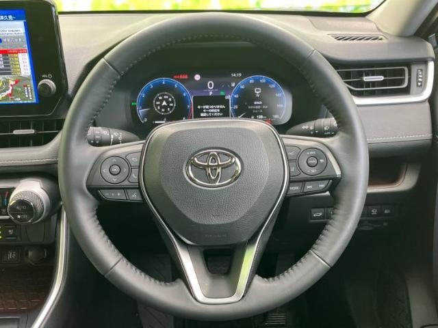 車選びにはお悩みがつきものです！具体的な購入までは検討していないけど車は気になるというお客様も大歓迎です！是非中古車購入の第一歩のお手伝いをさせてください！
