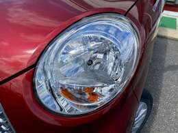 SDナビTV☆バックカメラ☆スマートキー☆プッシュスタート☆オートエアコン☆スマートアシスト3☆ベンチシート☆アームレスト☆オートリトラミラー☆ドアバイザー☆フロアマット☆走行2.2万キロ☆試乗OK