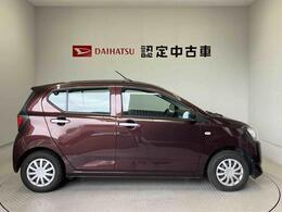 車両右側面からの写真になります。車をご覧になりたい時はお気軽に最寄りの店舗へご相談下さい。