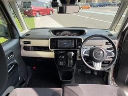 【インパネ全体】『インパネ全体』の画像になります。写真の内容に関してご不明点、ご質問等がございましたらお気軽にガリバー店舗までお問い合わせください。