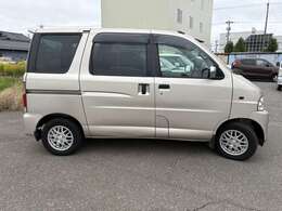 店頭にて展示中ですので、是非、ご来店・お問い合わせ下さい。スタッフ一同お待ちしております。