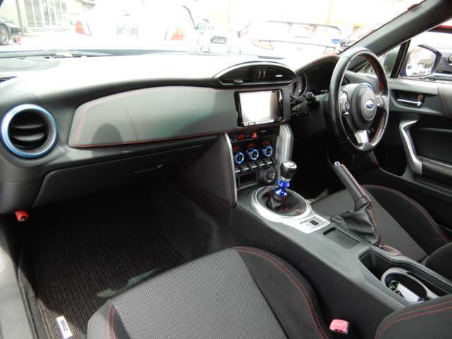遠方の方も安心してご購入いただける当社厳選のお車です☆ネット画像だけでも安心してご購入頂けます♪お車状態等ご説明もしっかりさせていただきます♪