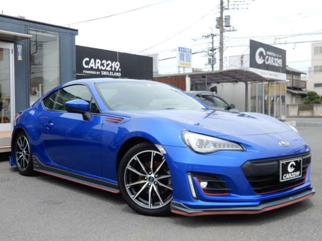 まずはお気軽にお問合せください！！スタッフがお車の詳細から手続きに至るまでご説明させていただきます！