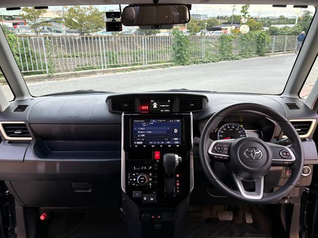 トヨタ純正9インチフルセグナビ装着済みです！フルセグTV、Bluetooth、USB、後付けでHDMI出力も可能です！！