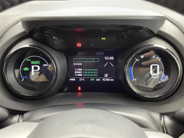 【スピードメーター】メーターがシンプルで見やすく運転しやすいですね！