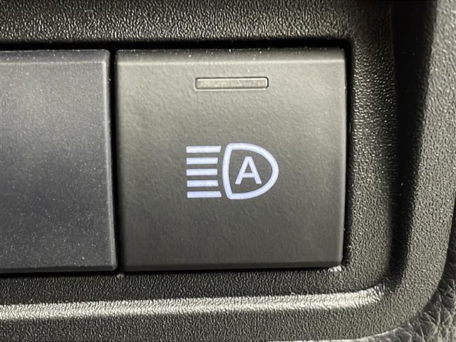 店頭在庫以外にも全国約4万台※の在庫から、ぴったりな1台をご提案します！※2023年10月現在の在庫台数です。売約済の可能性があります。