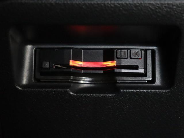 【ETC車載器】ETC付きで高速道路も割安でスムーズに通過できます。