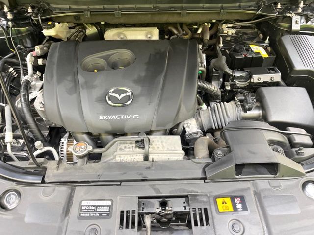 親切・丁寧な専門メカニックスタッフが応対！・車検・点検整備・事故等の修理などアフターサービスも安心。お車のカスタマイズもネクステージのサービススタッフまでご相談ください！