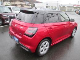 オシャレなボディーカラーはバーニングレッドパールメタリック　ブラック2トーン☆