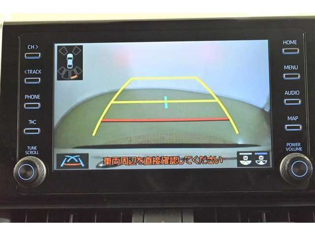 バックガイドモニターで、後方を確認しながら安心して駐車することができます。運転初心者も熟練者も必須の機能ですよ！