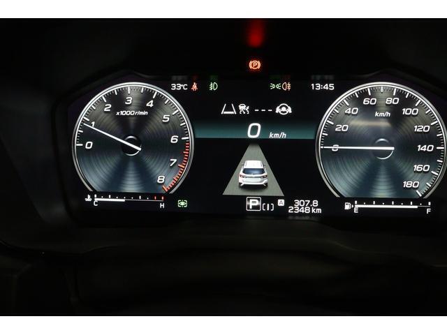 メーターはスポーティーなでサインで見やすくなっています。設定で地図画面を表示することも可能です。