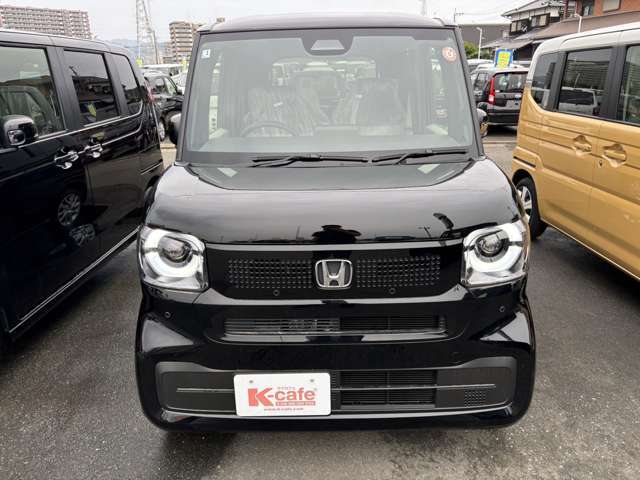 ケイカフェはオールメーカーのお車を取り揃えておりますので、1度のご来場でオールメーカーのお車を実際に見て比べていただくことが出来ます。試乗車も多数ご用意しておりますので、楽しく乗り比べしましょう！