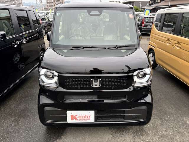 ケイカフェはオールメーカーのお車を取り揃えておりますので、1度のご来場でオールメーカーのお車を実際に見て比べていただくことが出来ます。試乗車も多数ご用意しておりますので、楽しく乗り比べしましょう！