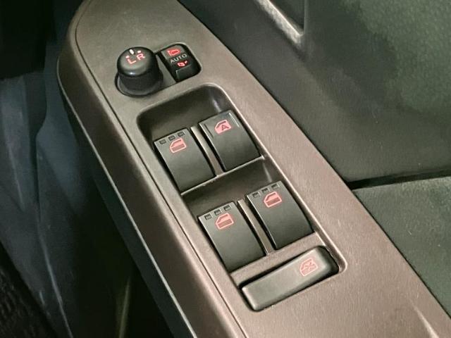 お車に合わせて無料保証以外にも、保証範囲、期間、距離を拡充させた有料保証もご用意しております！中古車の購入が初めてで不安・・・というお客様もご安心ください！