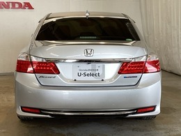 【Honda認定中古車 U-Select】　は3つの安心をお約束します。　1　Hondaのプロが整備した安心。 2　第三者機関がチェックした安心。　3　購入後もHondaが保証する安心。