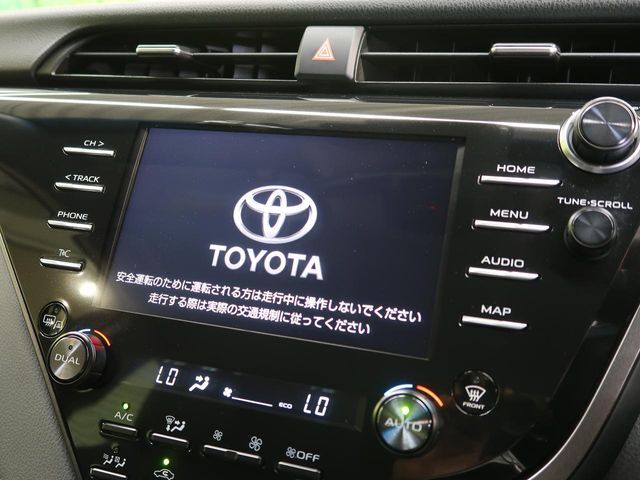 【8インチ　ディスプレイオーディオ】大画面のディスプレイはAppleCarPlayやAndroidAutoが利用可能。大きな画面でスマホナビアプリ等が利用いただけます♪
