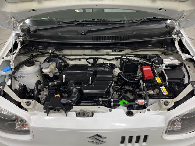 親切・丁寧な専門メカニックスタッフが応対！・車検・点検整備・事故等の修理などアフターサービスも安心。お車のカスタマイズもネクステージのサービススタッフまでご相談ください！