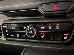 車内の快適な温度を維持するオートエアコン付きです。シートヒーターも装備されているので冬場も快適にお過ごしいただけます♪