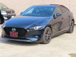 中古車をご購入するにあたって安心なアフターサービス。全国の正規ディーラー様にて保証修理が可能となるグレードアップ保証。24時間365日対応のロードサービス付き保証料金も安心なので是非ご活用ください。