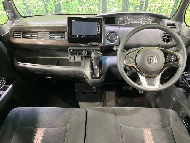 グループ総在庫数約30，000台！！全国の系列店からメーカー・車種問わずご紹介出来るので、あなたにピッタリのお車が見つかるはずです♪まずはお問い合わせ下さい☆