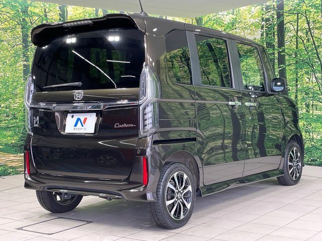 ☆全国のネクステージからお取り寄せが可能※！遠方の店舗に展示してあるクルマが気になる場合も、最寄りの店舗でご覧いただくことが可能です！是非私たちに要望をお聞かせください！※別途費用